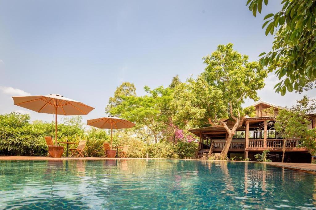 Hotel Le Relais De Chhlong Kratié Esterno foto
