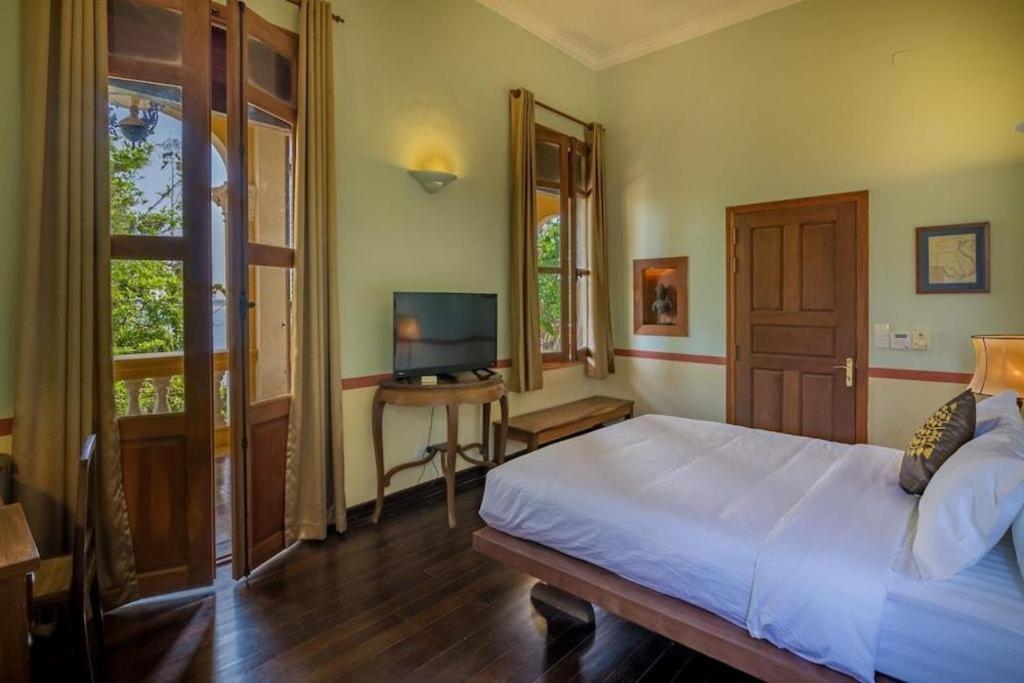 Hotel Le Relais De Chhlong Kratié Esterno foto