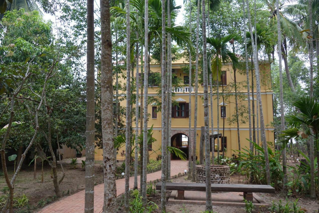 Hotel Le Relais De Chhlong Kratié Esterno foto